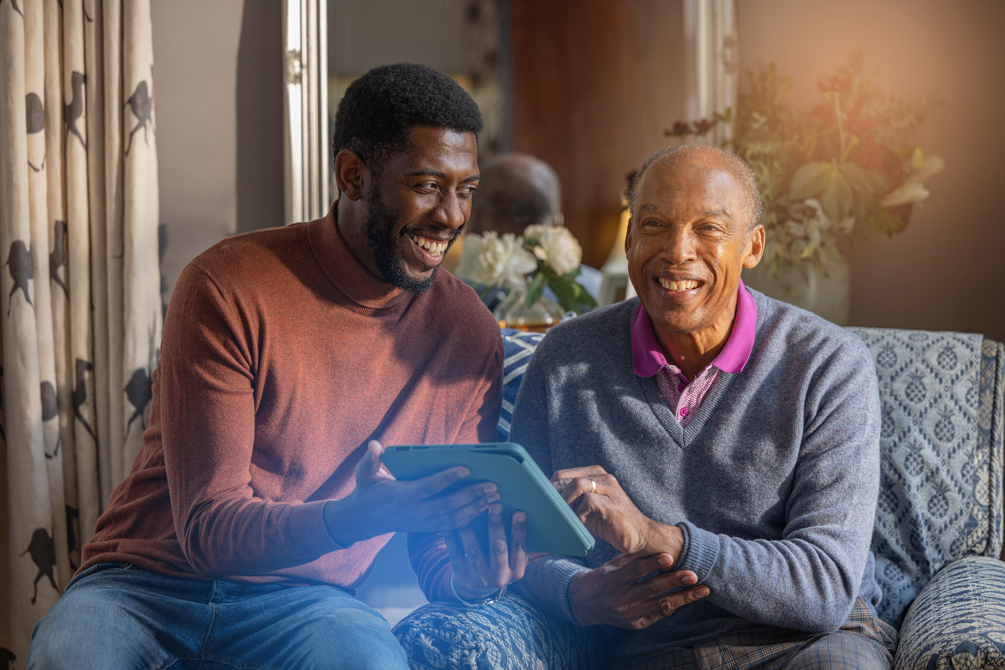 Black Dad Couch Tablet Black Dad Couch Tablet