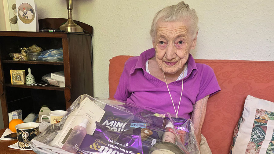 hamper June 2025 phyllis