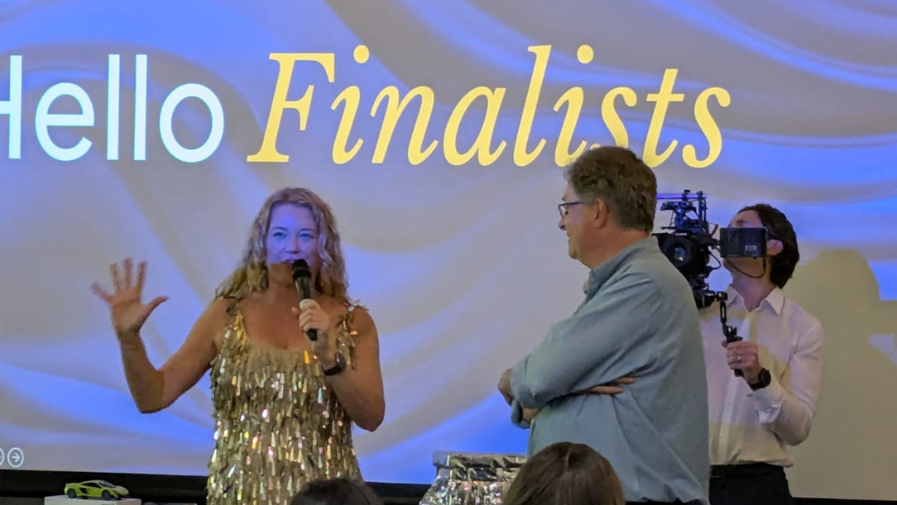 Awards2610RT